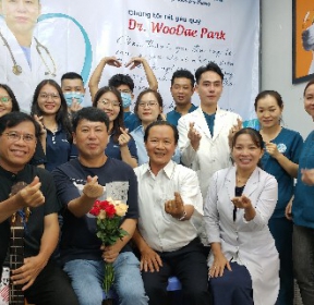 Chào đón Dr. Park đến thăm bệnh thú y Procare - Chuyên gia thú cưng tại Hàn Quốc